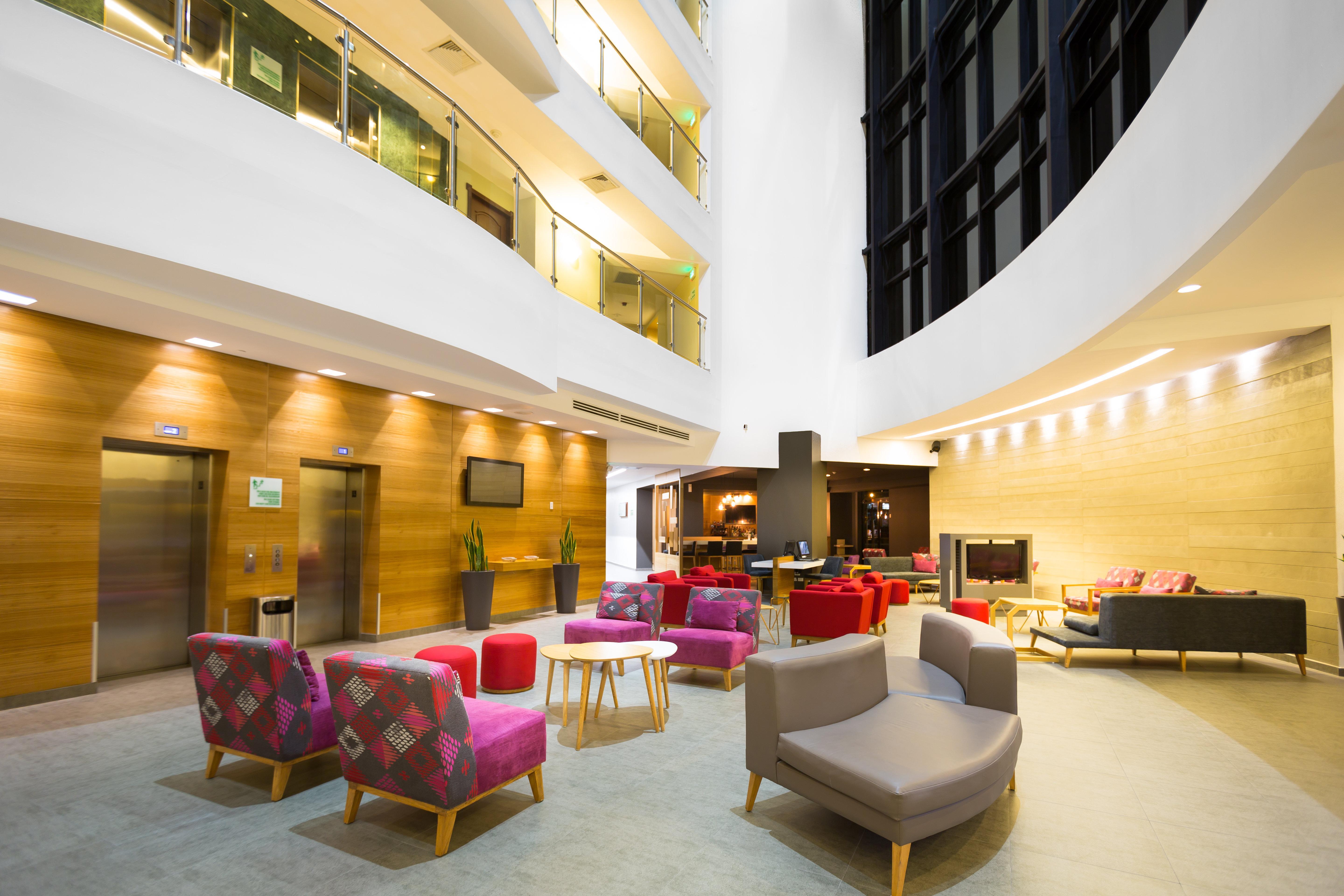 Holiday Inn San Salvador By Ihg Екстер'єр фото