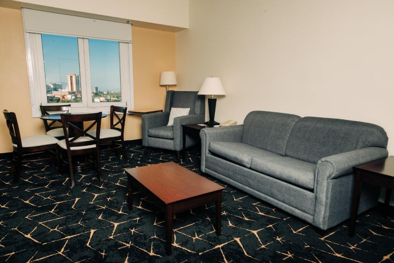 Holiday Inn San Salvador By Ihg Екстер'єр фото