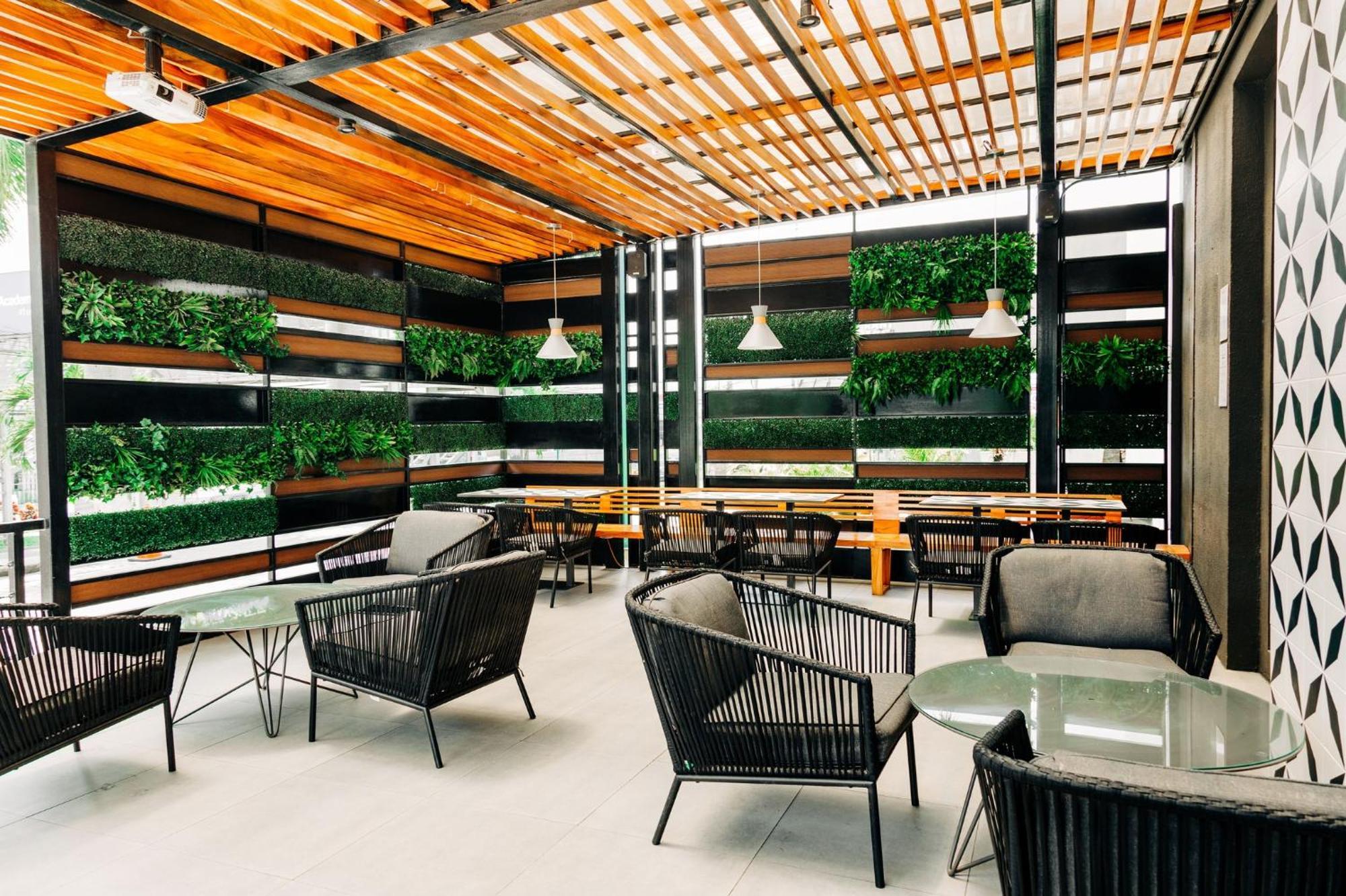 Holiday Inn San Salvador By Ihg Екстер'єр фото